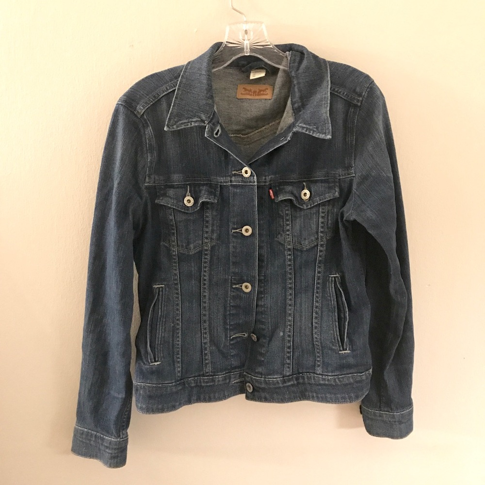 Levi Strauss Denim Jean Jacket Size M